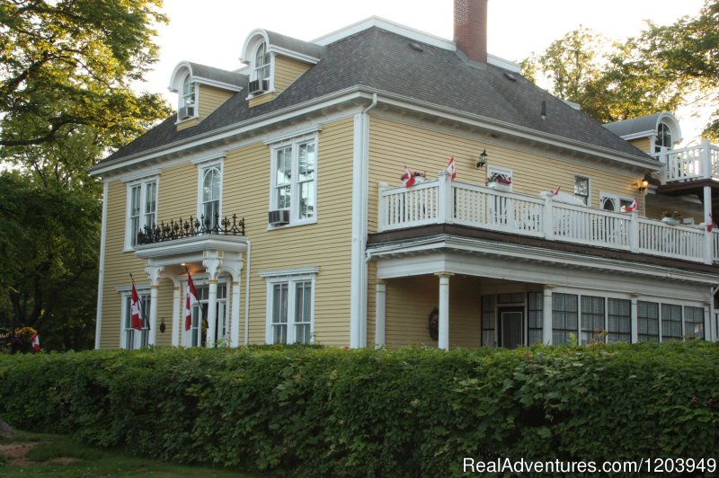 Fitzroy Hall Bed and Breakfast | Fitzroy Hall | Charlottetown, Prince Edward Island  | Bed & Breakfasts | Image #1/12 | 