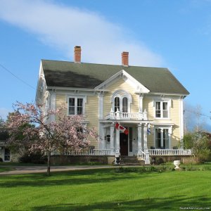 Hillsdale House Inn | Annapolis Royal, Nova Scotia Bed & Breakfasts | Saint Martins, New Brunswick