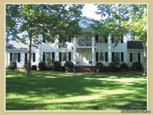 Virginia Cliffe Inn | Glen Allen, Virginia Bed & Breakfasts | Williamsburg, Virginia