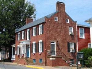Wine and History Escapes at a Virginia B & B