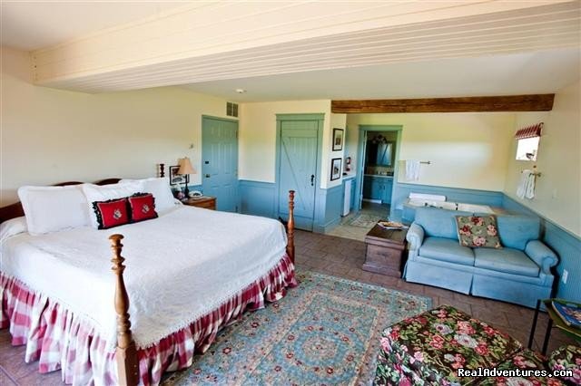 Bedroom | Inn at Old Virginia | Image #7/19 | 