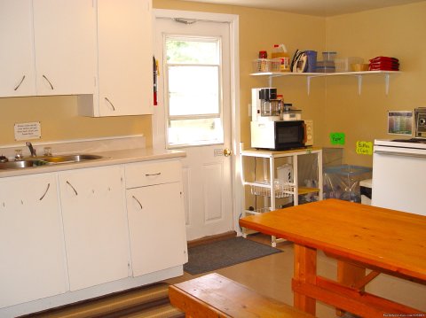 Back Kitchen | Image #7/17 | Cabot Trail Backpackers Hostel