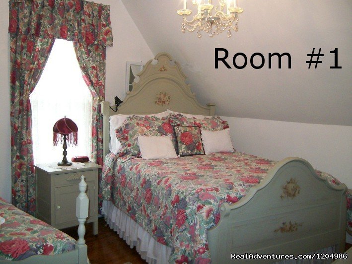 Quaint and cozy room. | Chambers' Guest House B&B | Image #6/6 | 