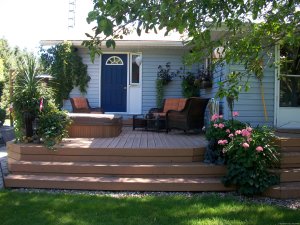 Guest House At Backroads Bed & Breakfast | Annaheim, Saskatchewan Bed & Breakfasts | Lemberg, Saskatchewan
