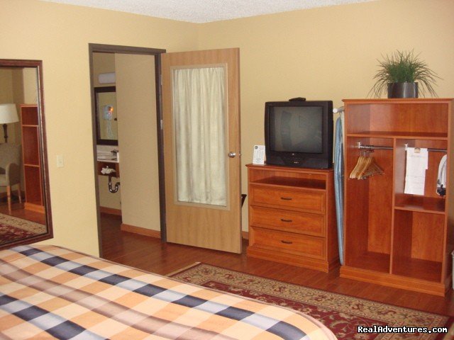 Two Room Suite | Best Western Derby Inn | Image #6/21 | 