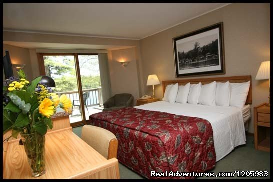 King Motel | Chanticleer Inn | Eagle River, Wisconsin  | Hotels & Resorts | Image #1/3 | 