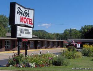 Welch Motel | La Crosse, Wisconsin Hotels & Resorts | Cedar Falls, Iowa
