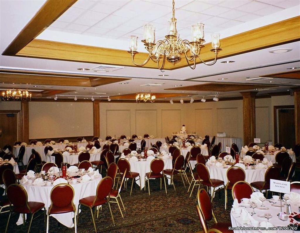 Wedding Receptions | Hilton Milwaukee River | Image #16/22 | 