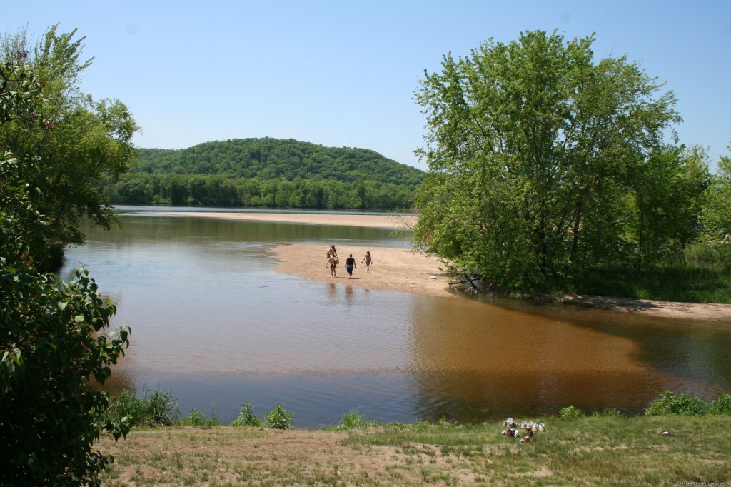 Wisconsin Riverside Resort | Spring Green, Wisconsin  | Campgrounds & RV Parks | Image #1/6 | 