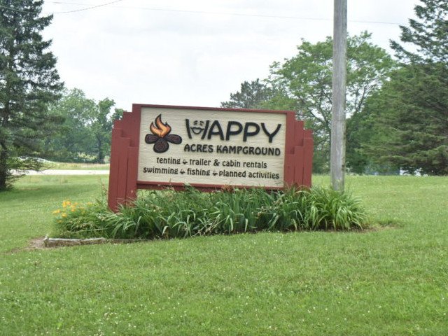 Entrance Sign | Happy Acres Kampground | Bristol, WI, Wisconsin  | Campgrounds & RV Parks | Image #1/15 | 