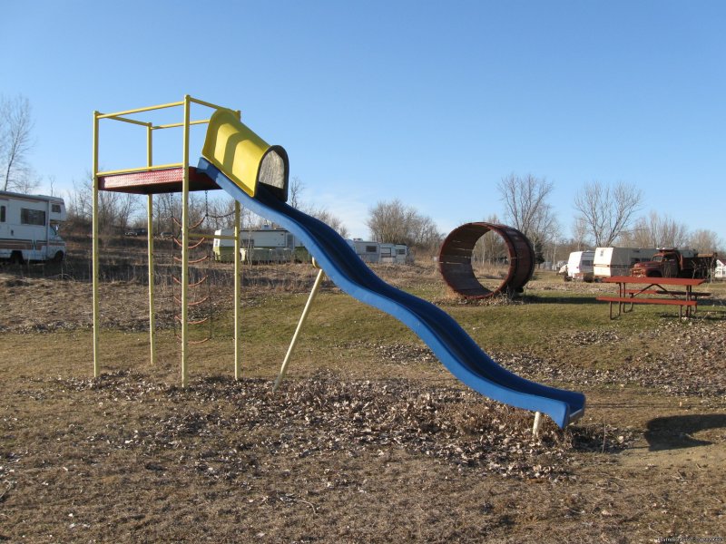 Playground | The Playful Goose Campground - The Quiet Place | Image #2/3 | 