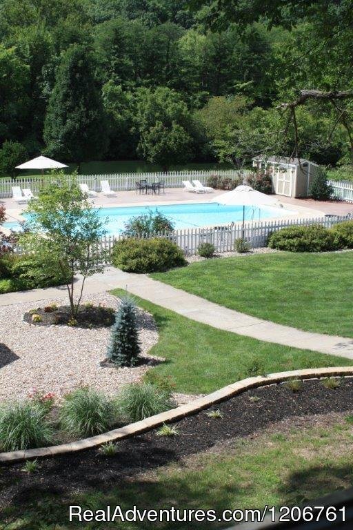 Pool and Grounds | Inn on Crescent Lake | Image #4/18 | 