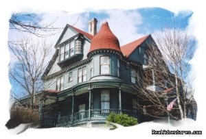 Reagan's Queen Anne Bed and Breakfast | Hannibal, Missouri Bed & Breakfasts | Indiana Bed & Breakfasts