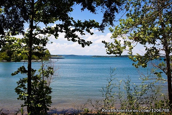 Table Rock Lake | Luxury Bed and Breakfast Suites on Table Rock Lake | Image #2/7 | 