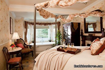 The Carneros Room | Churchill Manor | Image #4/16 | 