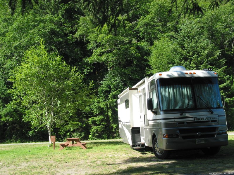 RV Site | Redwoods at Kamp Klamath RV Park and Campground | Image #13/16 | 