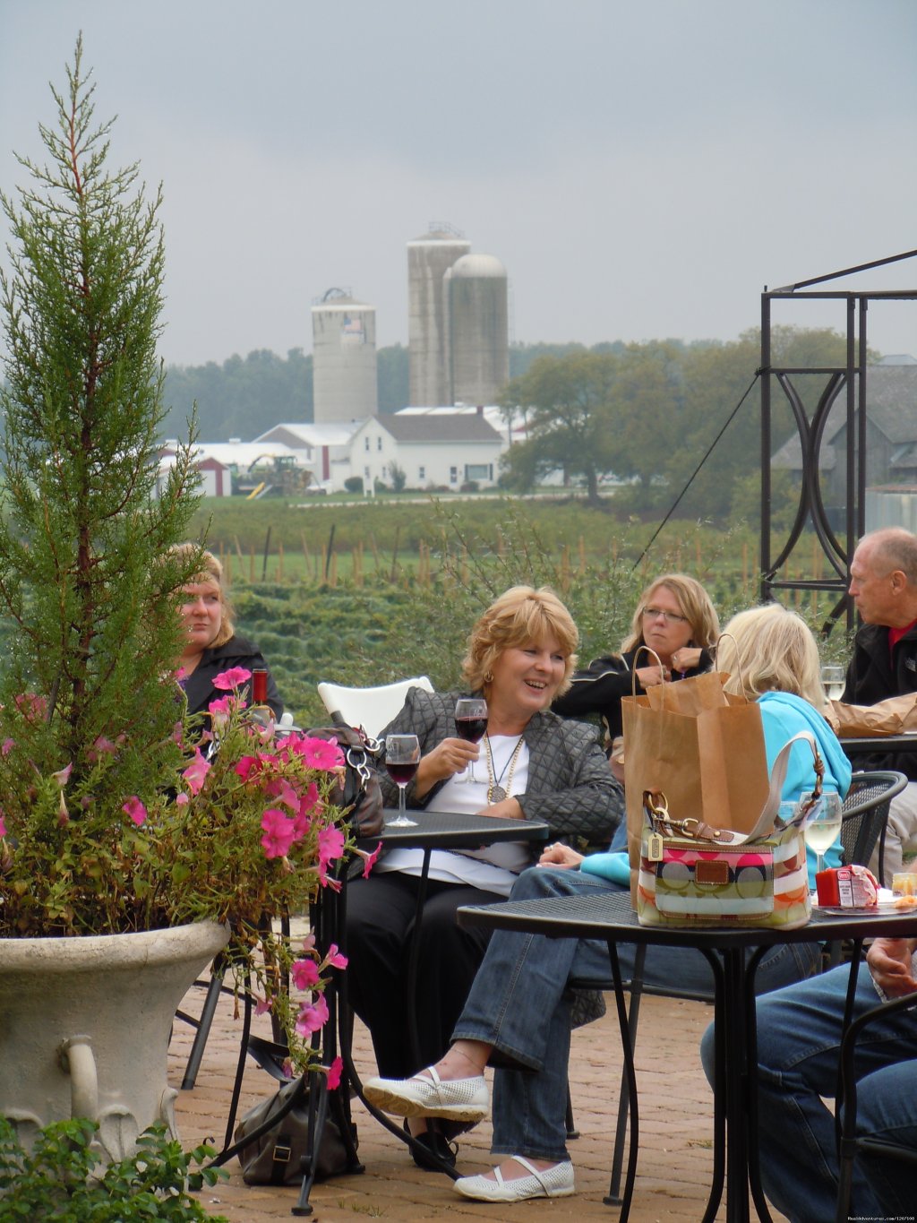 Summer Music Night on the Patio | Parallel 44 Vineyard & Winery | Image #5/14 | 