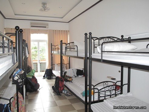 room with dorm beds | Backpackers Travel Hostel-27 Bat Dan Street | Image #2/4 | 