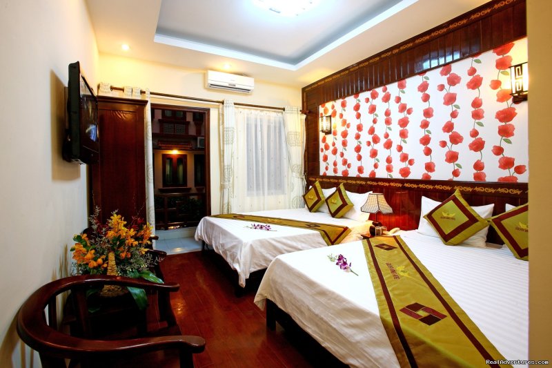 Deluxe Twin Room | Golden Wings Hotel | Hanoi, Viet Nam | Bed & Breakfasts | Image #1/11 | 