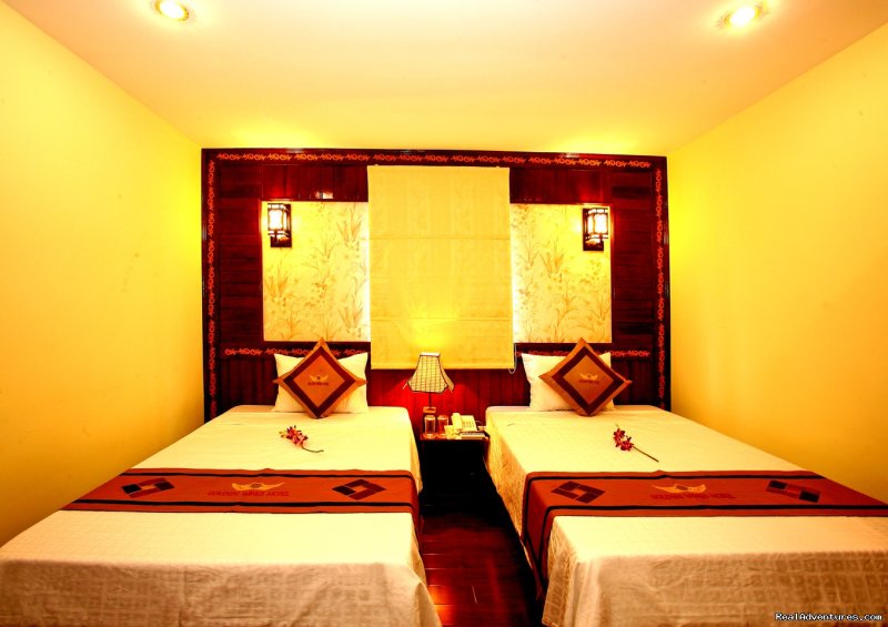 Standard Twin Room | Golden Wings Hotel | Image #10/11 | 