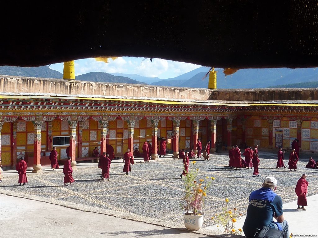 Easten Tibetan woman's kingdom- Yunnan to sichuan  | Image #2/6 | 