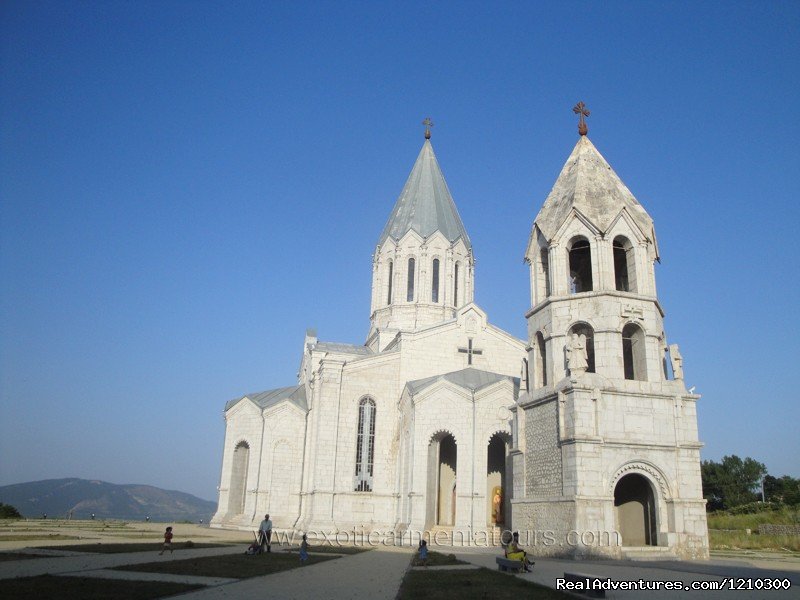 St. Ghazanchetsots Church | Tours in Armenia | Image #22/22 | 