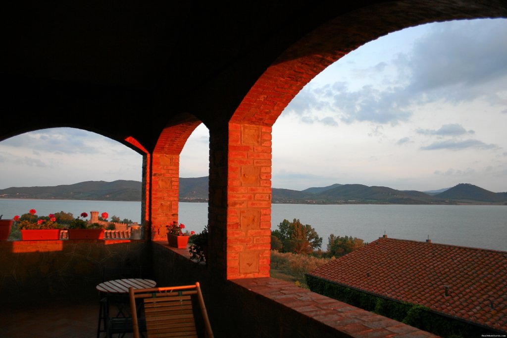 Romantic and relax sunset on the island  | italy umbria, Italy | Bed & Breakfasts | Image #1/9 | 