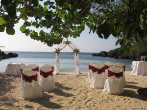 Tropical Weddings Jamaica | Ocho Rios, Jamaica Destination Weddings | Discovery Bay, Jamaica