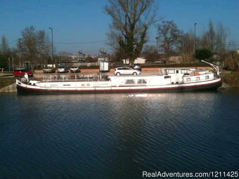 Alongside in Montauban | Barge Cruise in France, Holland & Germany. | Montauban, France | Cruises | Image #1/13 | 