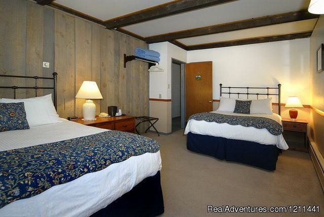 Queen and Double bed room | Cristiana Guest Haus | Image #4/7 | 