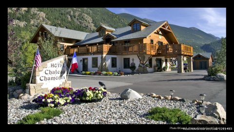 European style luxury in the Rocky Mountains on the Front Range. Our home-like atmosphere and highly appointed rooms are designed for that high quality get-a-way experience. Streamside rooms available with mountain views all around!