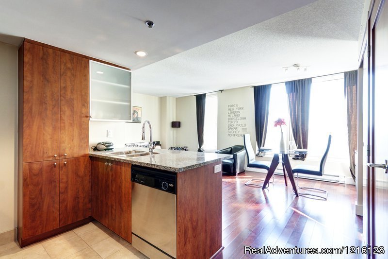 Fully furnished & equipped suite in Montreal | Image #2/5 | 