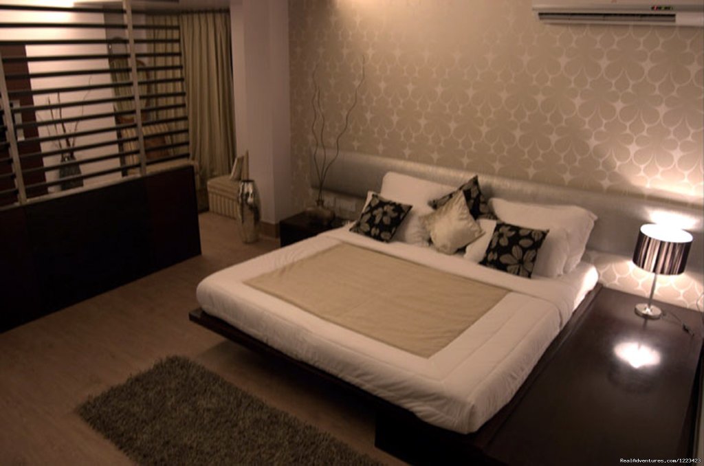 Guest Room | Romantic Boutique Hotel With Modern Luxuries | Image #10/17 | 