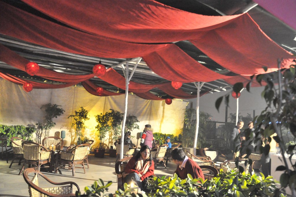 Rooftop Restaurant | Romantic Boutique Hotel With Modern Luxuries | Image #11/17 | 