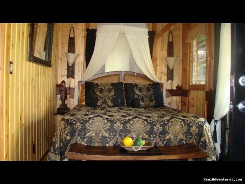 The Bali Cottage at Kehena Beach Queen Bed