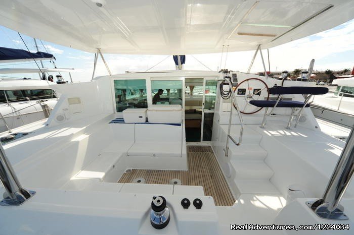 Catamarana Riviera Maya | Luxury Yacht Charter Cancun Playa Mujeres Mexico | Image #3/37 | 