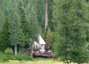 Closest B&B Lodging to Yosemite's South Gate | Fish Camp, California Bed & Breakfasts | Wine Country, California Bed & Breakfasts