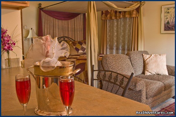 Premium Room | Alaska's Pearson's Pond Luxury Inn & Adventure Spa | Juneau, Alaska  | Bed & Breakfasts | Image #1/11 | 