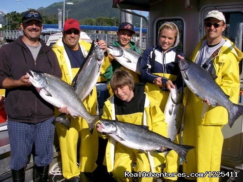 King Salmon Bash! | Wild Strawberry Lodge | Image #5/10 | 