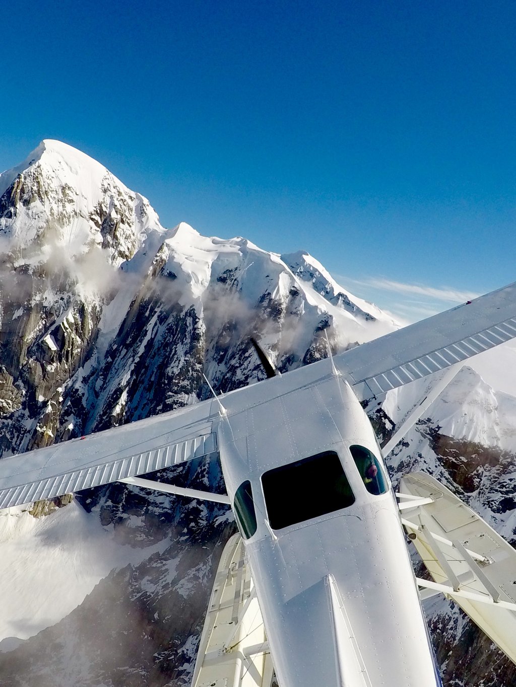 Denali Flightseeing Tours | Alaska Bush Floatplane Service | Image #2/3 | 