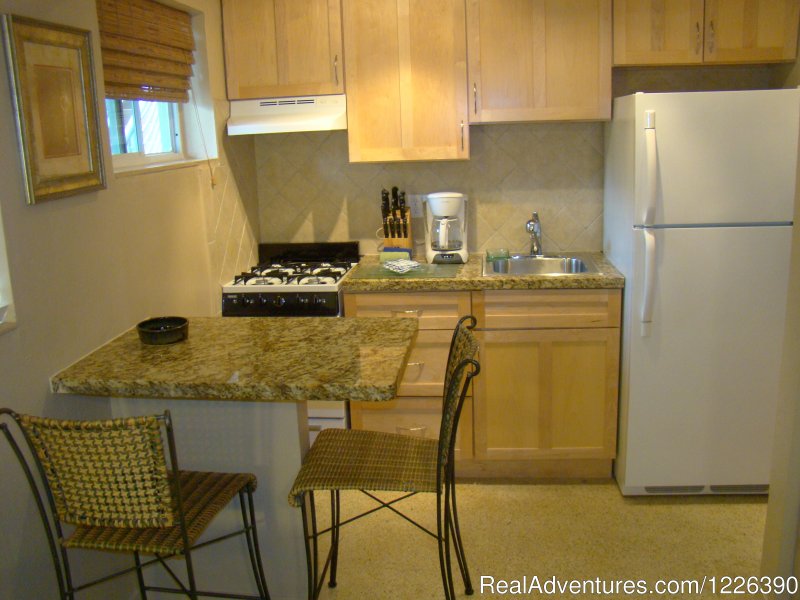 Famil One Bedroom, Kitchen | The Desoto Ocean View Inn | Image #7/17 | 