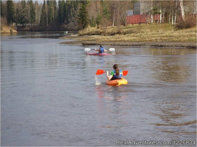 Kayaks and canoes available for rent | Fairbanks International Hostel | Image #4/4 | 