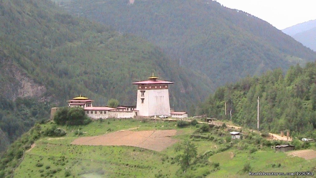 Bhutan Fortress | Bhutan Beautiful Tour | Image #8/10 | 