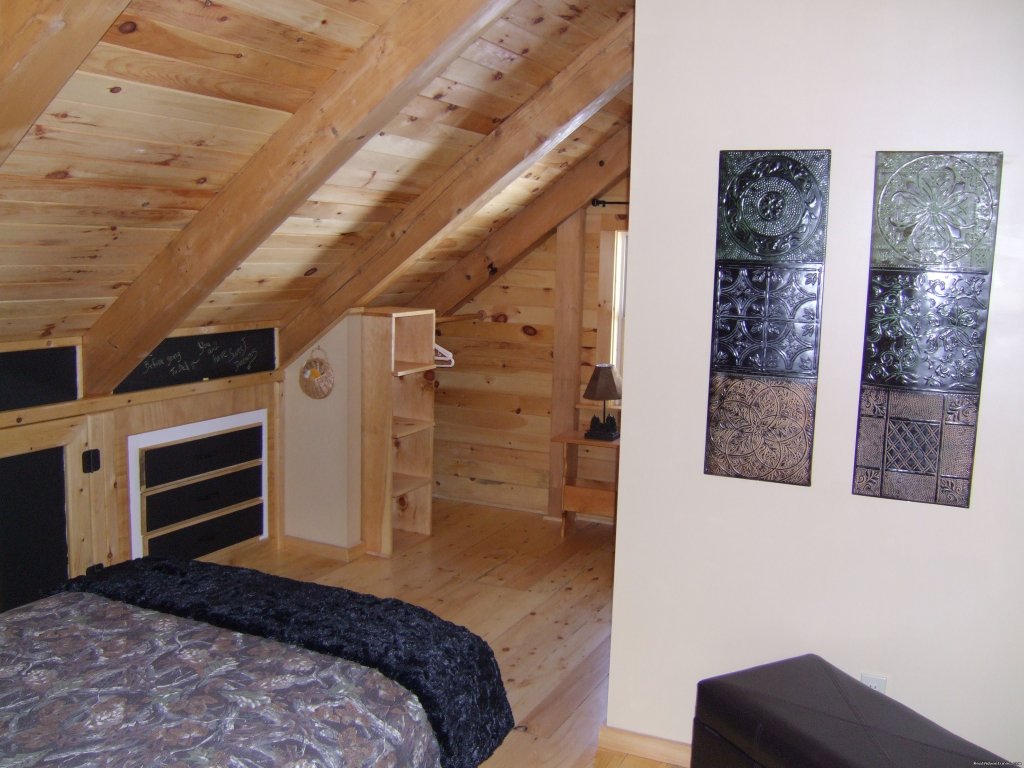Upstairs bedroom | Foggy Lodge A Home Away From Home - Book Early | Image #16/26 | 