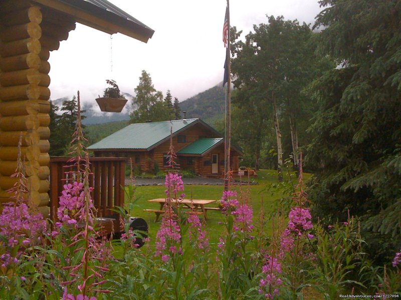 At the doorstep to adventure Alaska Heavenly Lodge | Image #15/17 | 