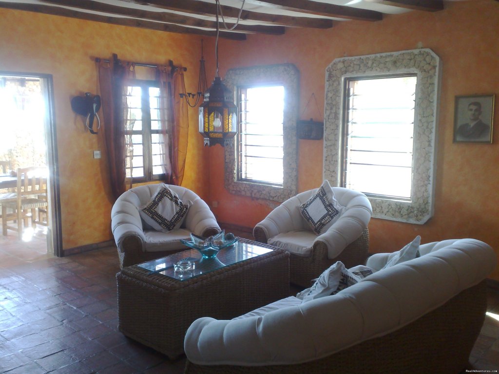 Sittingroom Apartment | Unforgetable Days at Watamu Tembo Village Resort | Image #4/15 | 