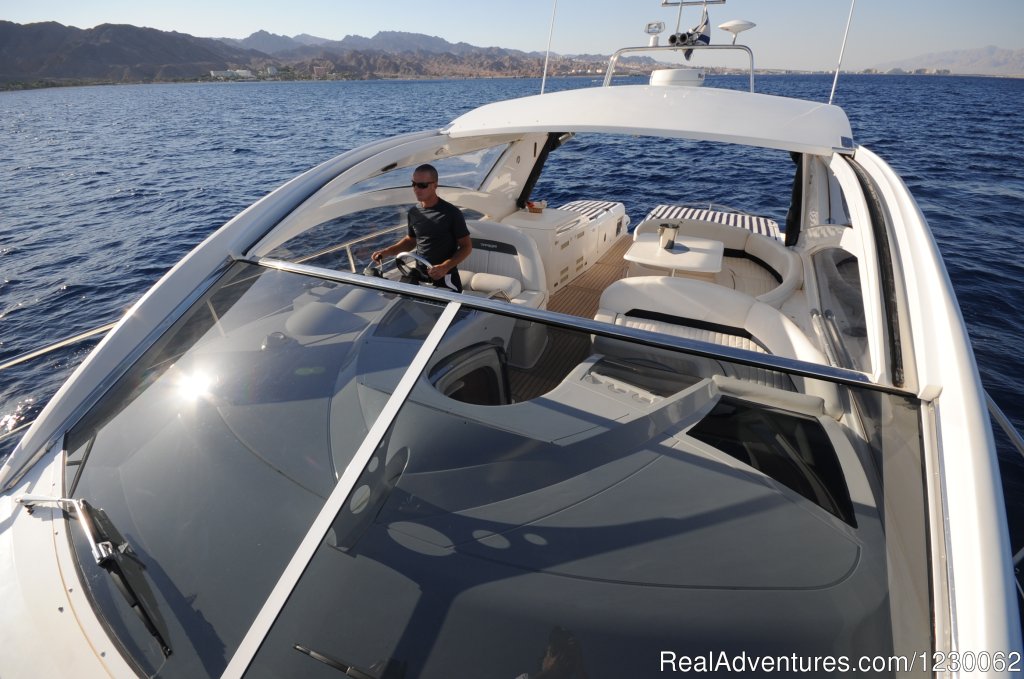 'Ocean Yacht' in Eilat-Red Sea | Image #7/9 | 