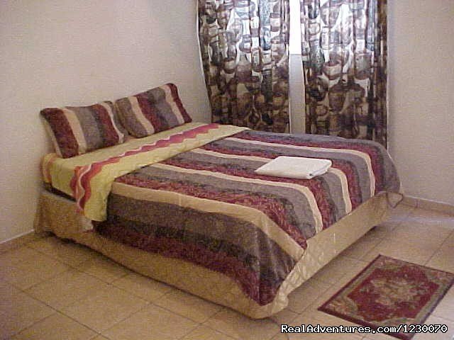 Room 6 with Air-conditioner | Excting weekend Getaways at Comfort Guesthouse | Image #4/8 | 