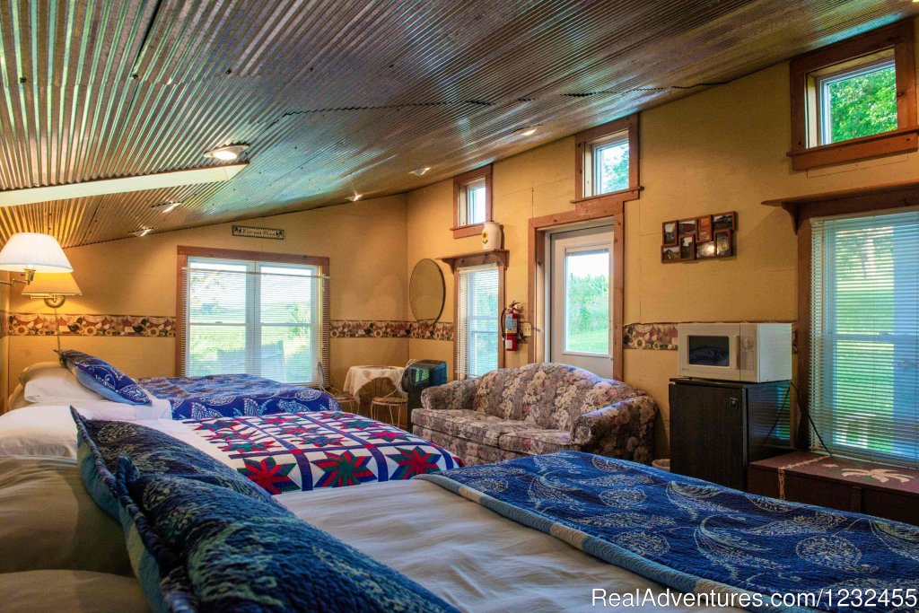 Camping Cabin | Justin Trails B&b Resort | Image #25/25 | 