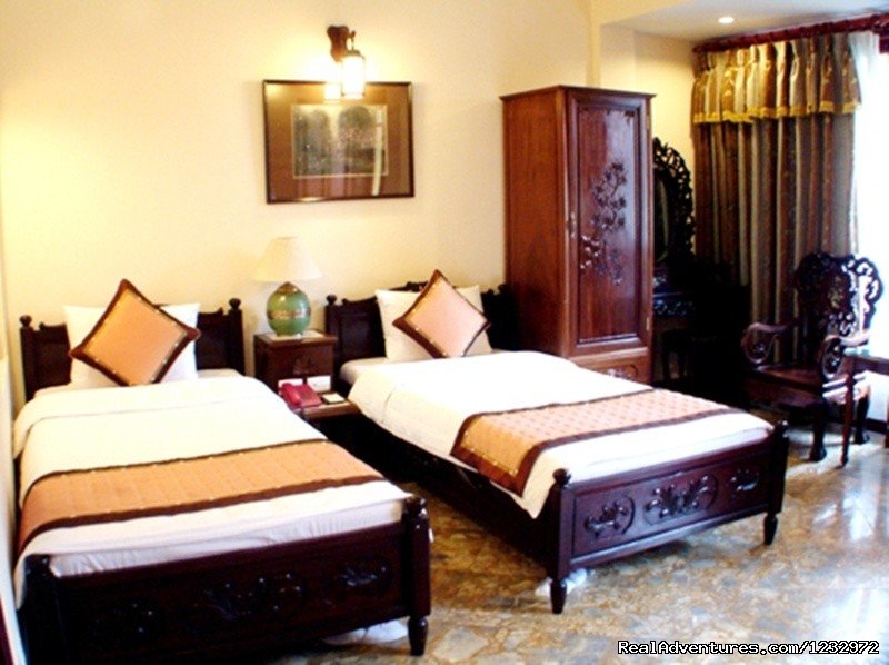 Golden Wings II Hotel- pretty city hotel in Hanoi | Hanoi, Viet Nam | Bed & Breakfasts | Image #1/13 | 